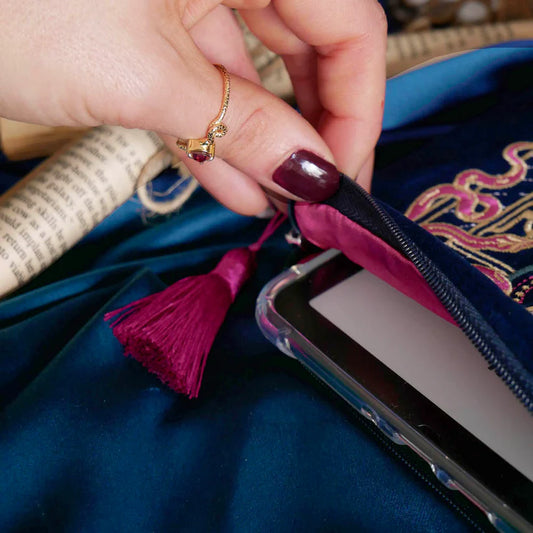 Serpents & Swords E-Reader Sleeve Blue