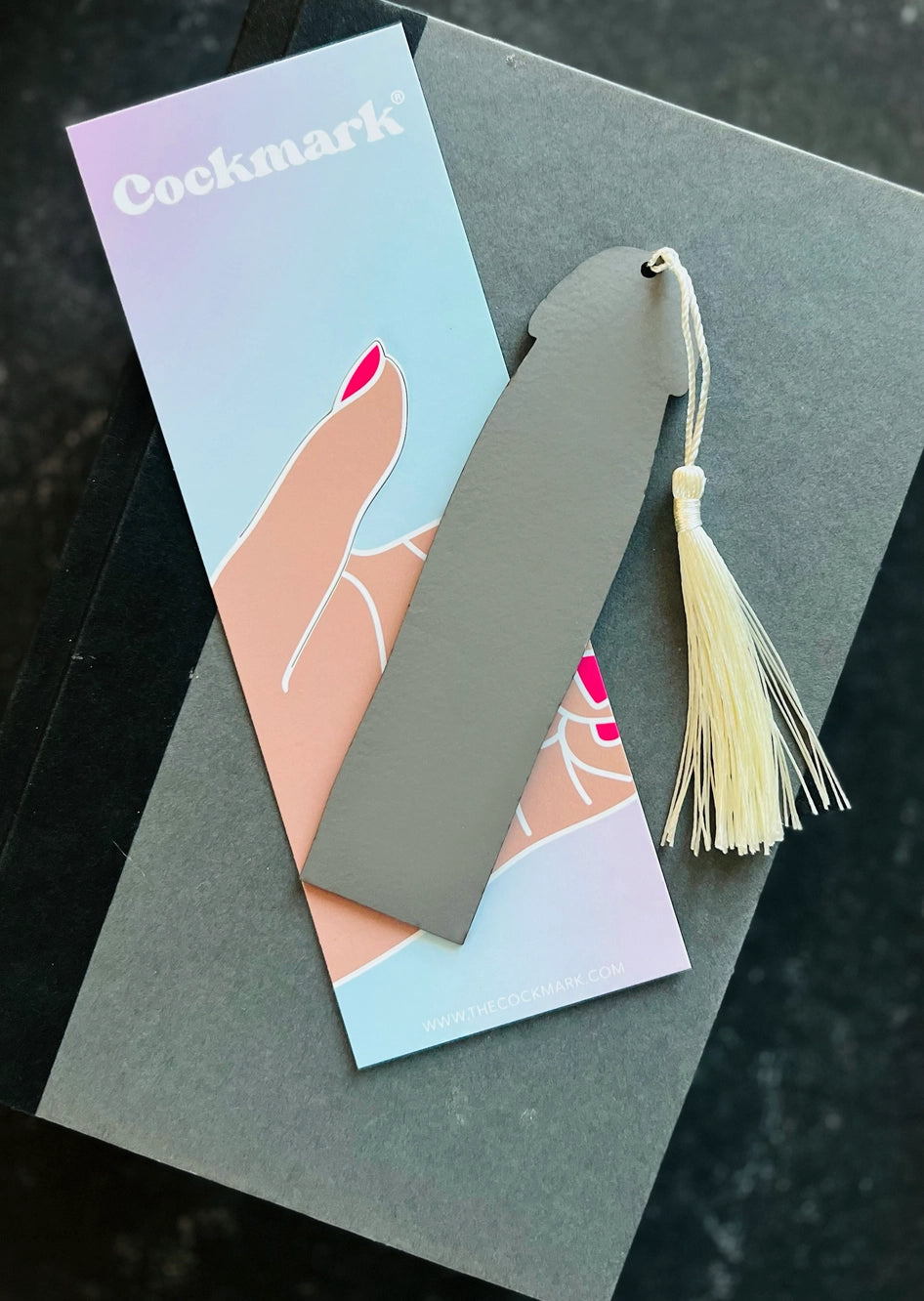 Onyx Cockmark Bookmark