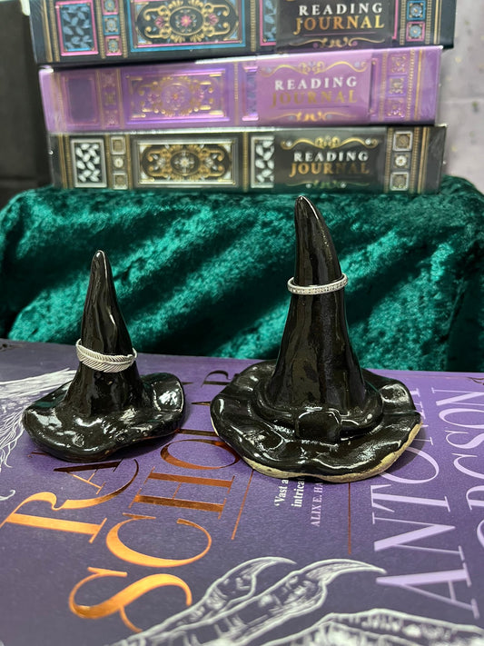 Ceramic Witch's Hat with Bow (large)