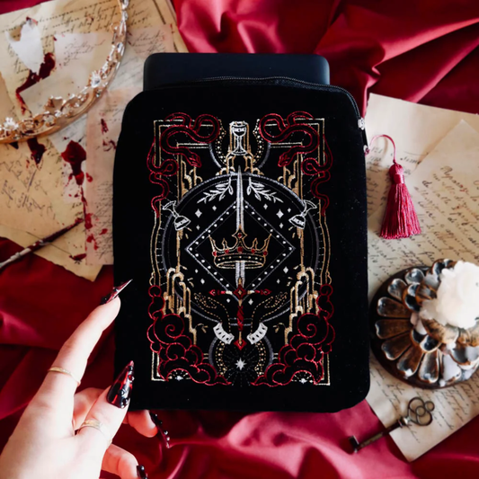 Serpents & Swords E-Reader Sleeve (Large)