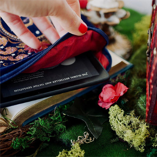 Wonderland E-Reader Sleeve Blue